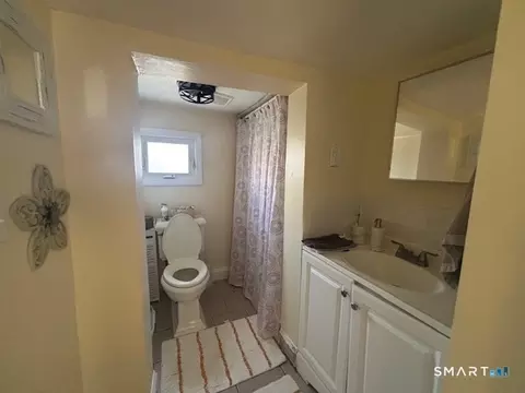 Bath - 142 Front Ave, West Haven, CT 06516 photo 1 of 2