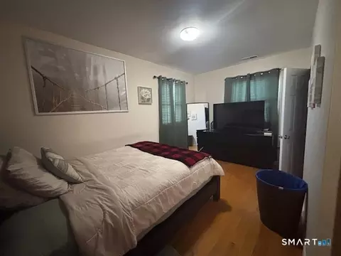 Bedroom - 142 Front Ave, West Haven, CT 06516 photo 1 of 5