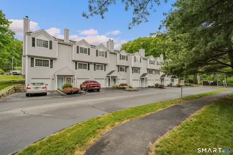 310 Boston Post Rd #135, Waterford, CT 06385