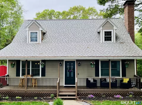 640 Pendleton Hill Rd, Voluntown, CT 06384