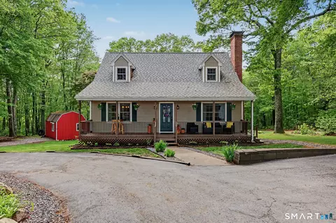 640 Pendleton Hill Rd, Voluntown, CT 06384