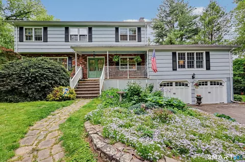 571 Wheeler Rd, Monroe, CT 06468