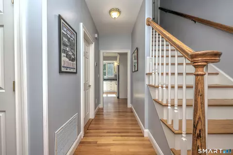 Entry Way - 91 Cranbury Dr, Trumbull, CT 06611 photo 4 of 6