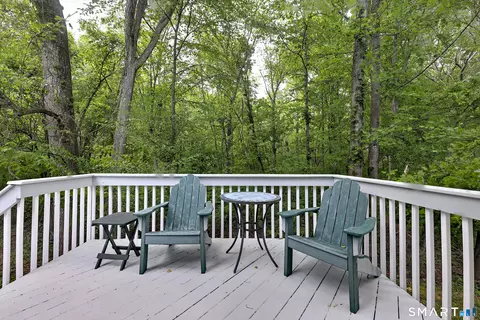 Exterior - 91 Cranbury Dr, Trumbull, CT 06611 photo 6 of 10