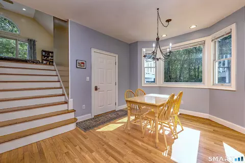 Entry Way - 91 Cranbury Dr, Trumbull, CT 06611 photo 3 of 6