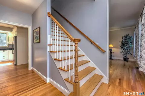 Entry Way - 91 Cranbury Dr, Trumbull, CT 06611 photo 2 of 6