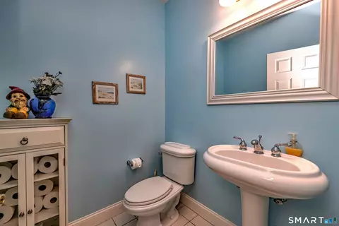 Bath - 91 Cranbury Dr, Trumbull, CT 06611 photo 1 of 3