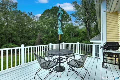 Exterior - 91 Cranbury Dr, Trumbull, CT 06611 photo 3 of 10