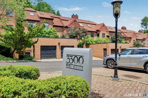 3300 Park Ave #33, Bridgeport, CT 06604
