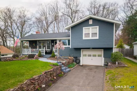 27 Maiden Ln, Plainville, CT 06062