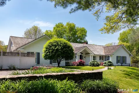 47 Squire Rd, Roxbury, CT 06783