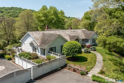 47 Squire Rd, Roxbury, CT 06783