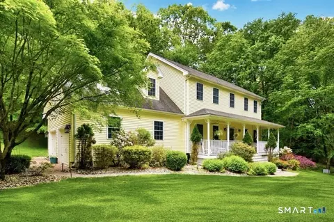 31 Fox Run Rd, Portland, CT 06480