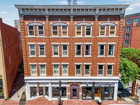 131 Washington St #203, Norwalk, CT 06854
