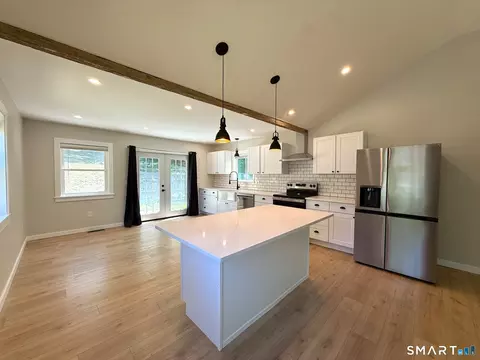 Kitchen - 8 Rustic Rd, Ridgefield, CT 06877 photo 2 of 3