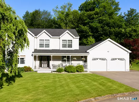 2 Quail Hollow Ct, Beacon Falls, CT 06403