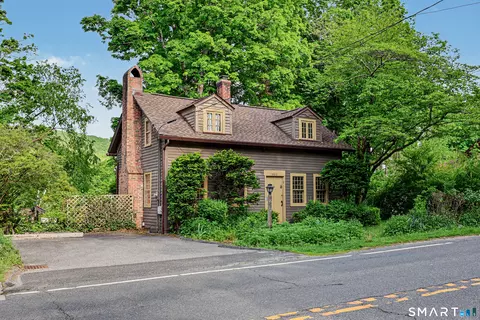 692 Kent Rd, Gaylordsville, CT 06755