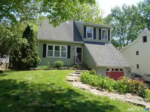 321 Spring St, Naugatuck, CT 06770