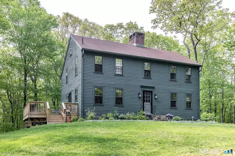 25 Dark Entry Rd, Bethlehem, CT 06751