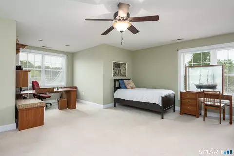 Bedroom - 8 Greendale Dr #8, Suffield, CT 06078 photo 3 of 4