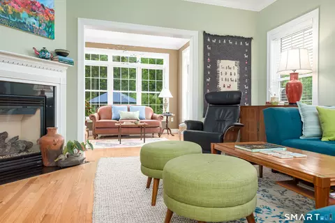 Living - 8 Greendale Dr #8, Suffield, CT 06078 photo 3 of 3