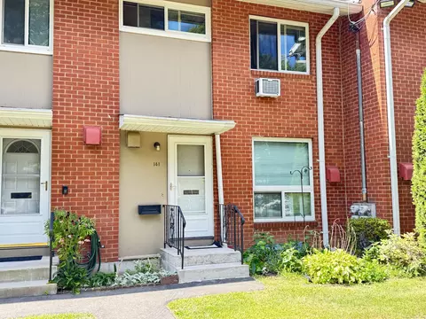 141 Worth Ave, Hamden, CT 06518