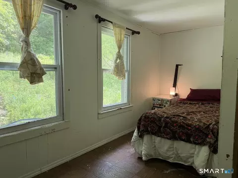 Bedroom - 48 Lower River Rd, Cornwall, CT 06796 photo 4 of 4