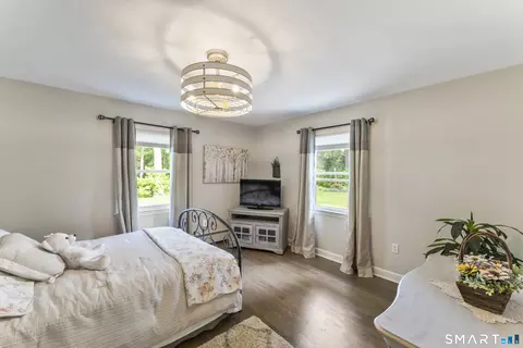 Bedroom - 24 Beechwood Dr, Sandy Hook, CT 06482 photo 4 of 7