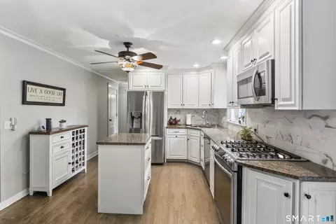 Kitchen - 24 Beechwood Dr, Sandy Hook, CT 06482 photo 1 of 3