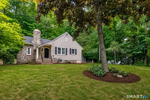 818 Middlebury Rd, Middlebury, CT 06762