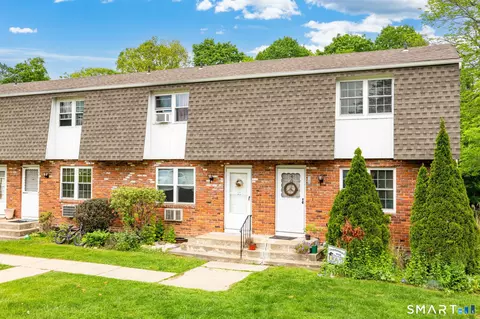 80 Wellswood Rd #15, Hebron, CT 06231