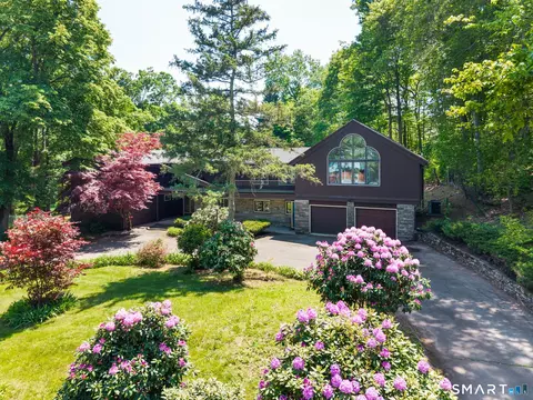 57 Mountain Farms Rd, West Hartford, CT 06117