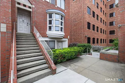 44 Temple Ct #44, New Haven, CT 06510