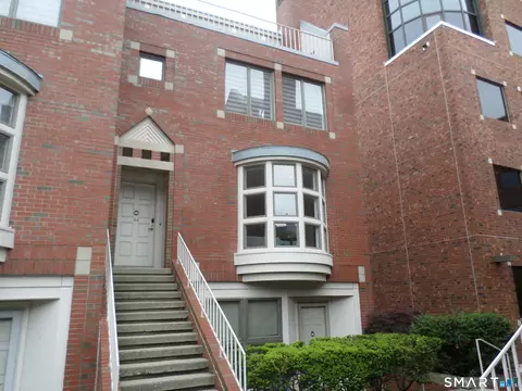 44 Temple Ct #44, New Haven, CT 06510