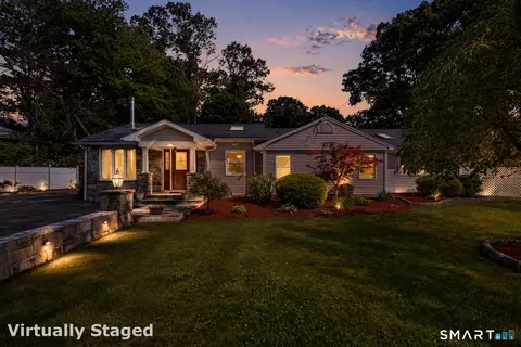 5 Caddy Rd, Norwalk, CT 06851