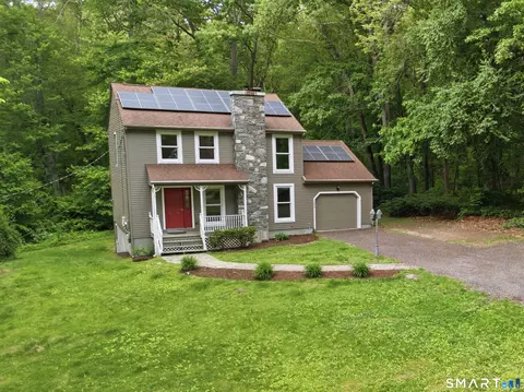 292 Stone Hill Rd, Griswold, CT 06351