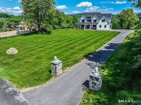 2 Pond View Ln, Sherman, CT 06784