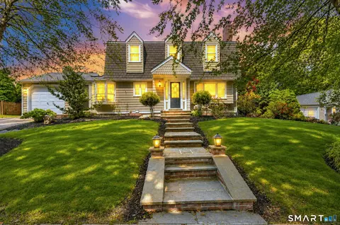 18 Woodhead Dr, Milford, CT 06460