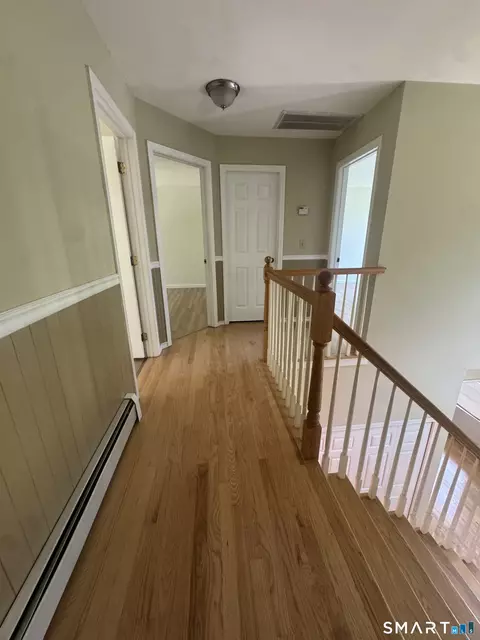 Entry Way - 52 Middle Rd, Preston, CT 06365 photo 2 of 3