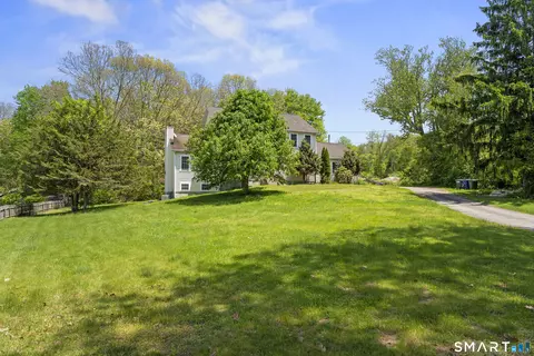 Exterior - 52 Middle Rd, Preston, CT 06365 photo 3 of 4