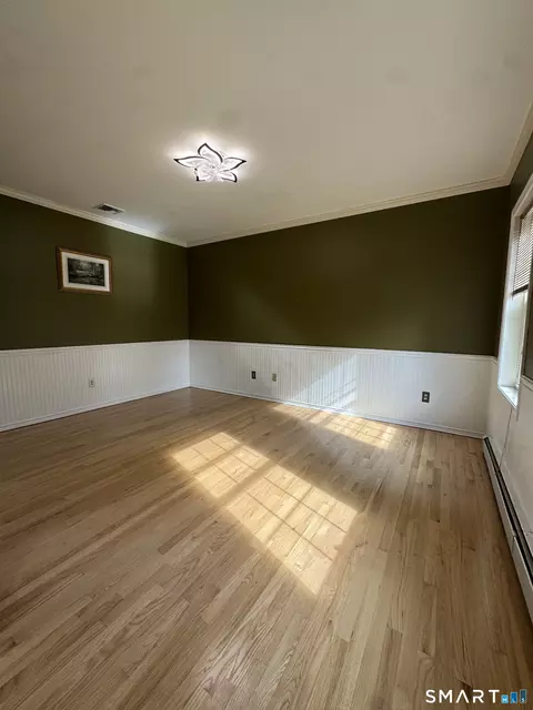 Living - 52 Middle Rd, Preston, CT 06365 photo 1 of 5