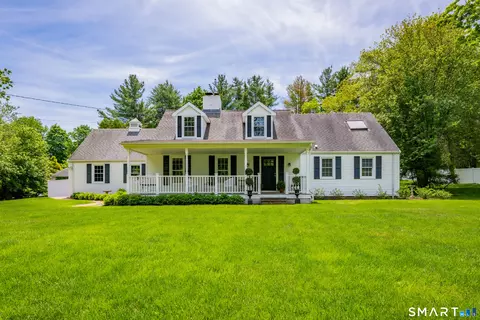 1000 Bassett Rd, Watertown, CT 06795