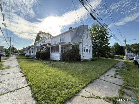 66 Overland Ave, Bridgeport, CT 06606