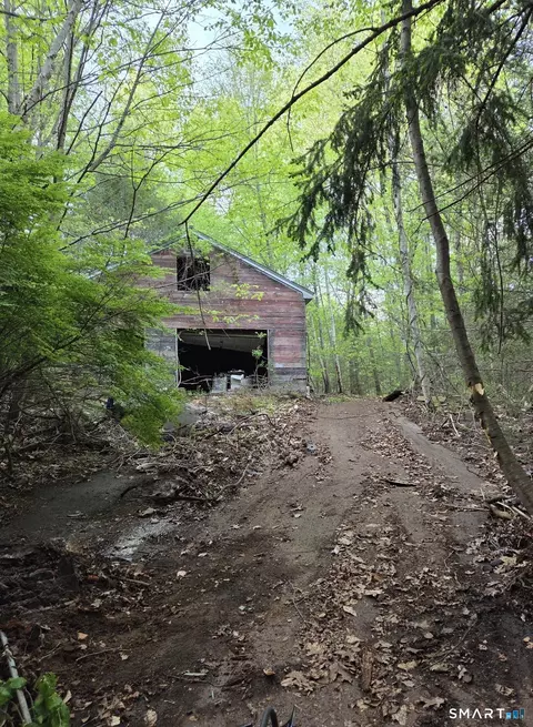 33 Davis Rd, Harwinton, CT 06791