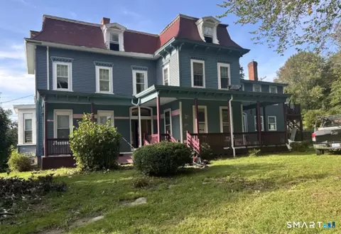 30 Main St, Plainfield, CT 06374
