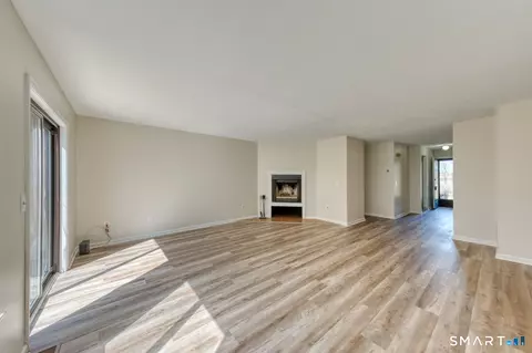 246 Adams Hill Way #246, East Windsor, CT 06088