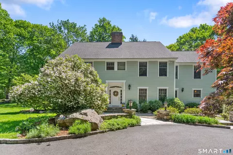 38 Lords Hwy E, Weston, CT 06883