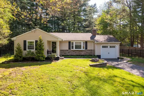 62 Francis Dr, Glastonbury, CT 06033