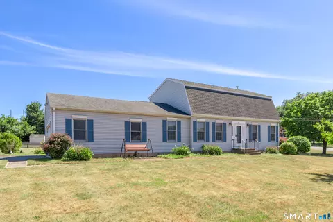 23 Sara Cir, North Haven, CT 06473