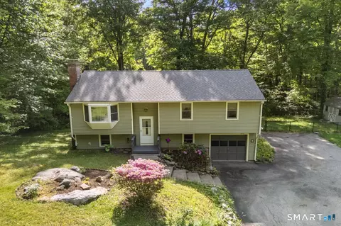 6 Mason Rd, Willington, CT 06279
